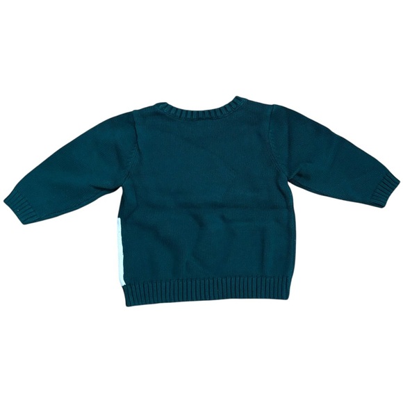🌟3/$12 Old Navy Polar Bear and Penguin Graphic Sweater for Baby 6-12M - Picture 2 of 6